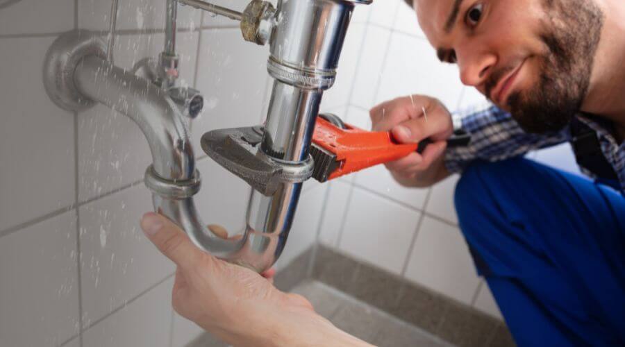 Professional sink repair in Riverton, KS